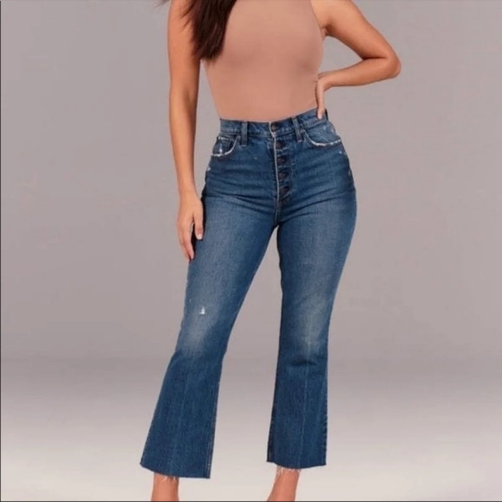 Abercrombie & Fitch The Kick Flare Ultra high size jean 25